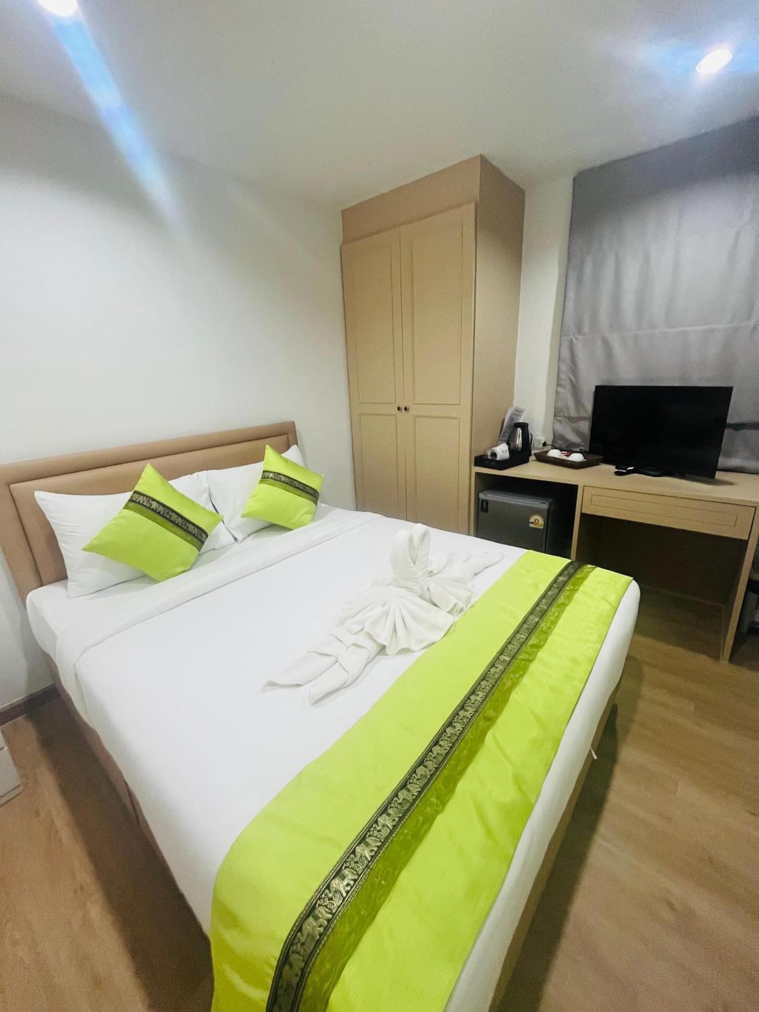 28 Boutique Hotel Patong Ruang foto